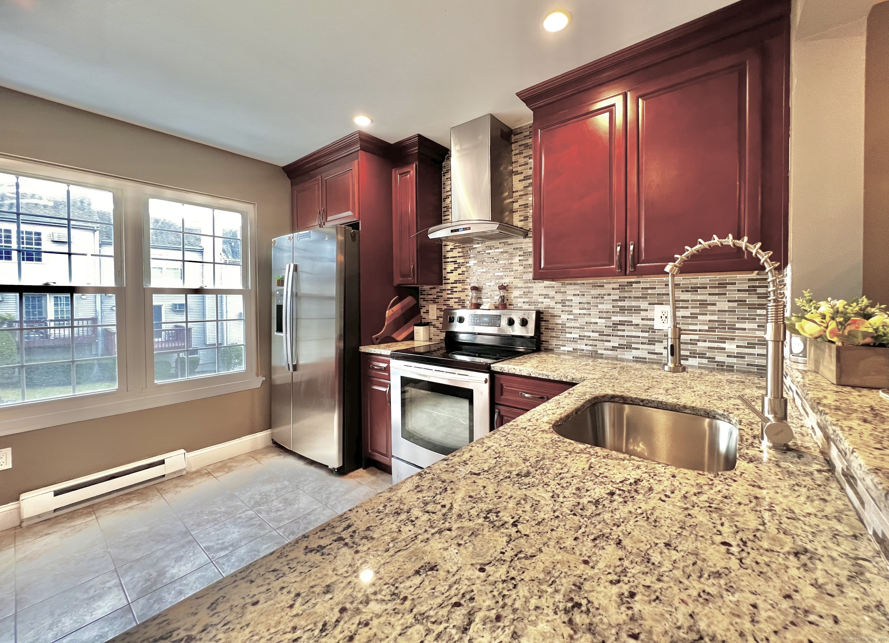 782 Oronoke Road APT 27