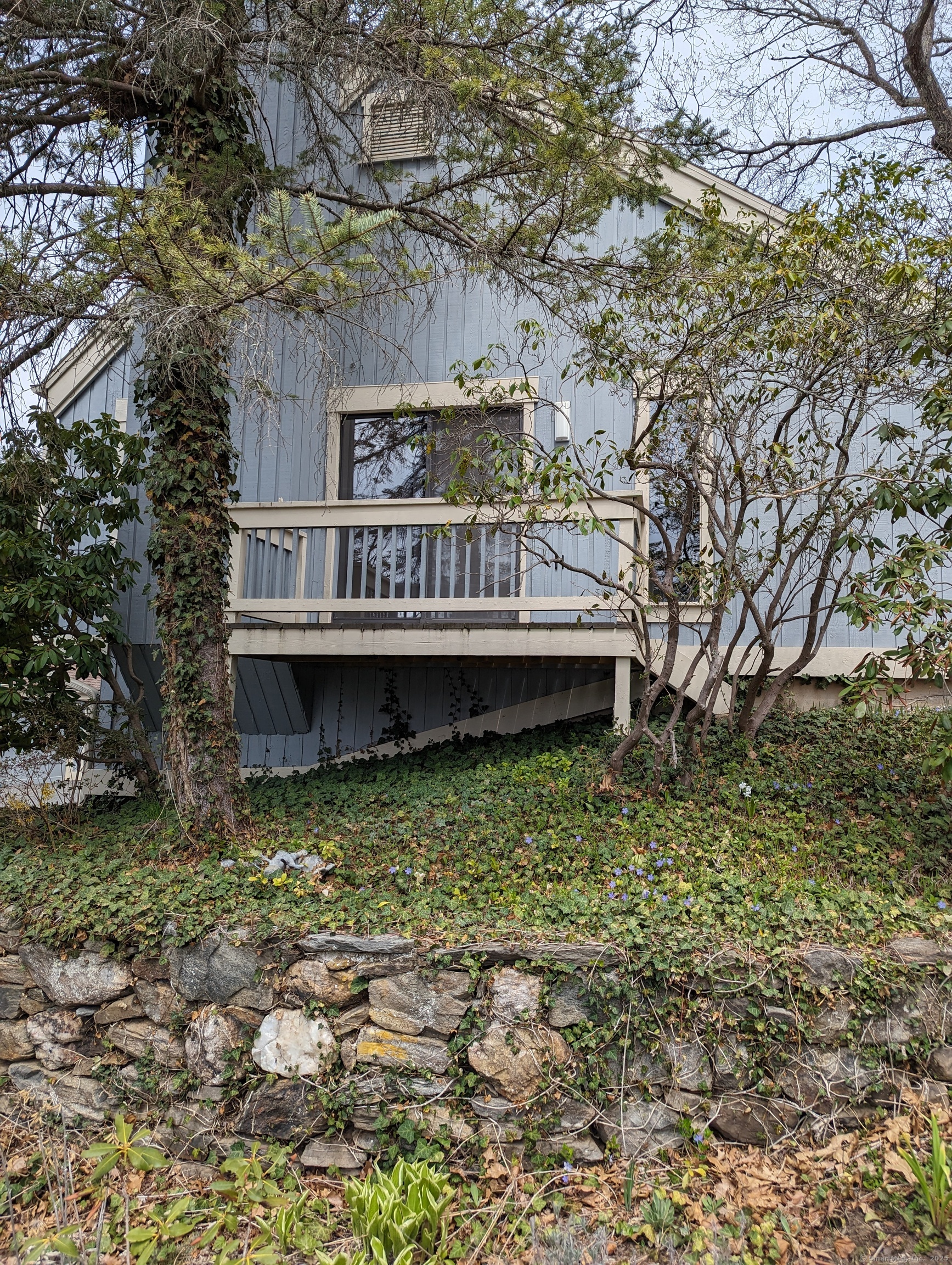 953 Heritage Village A