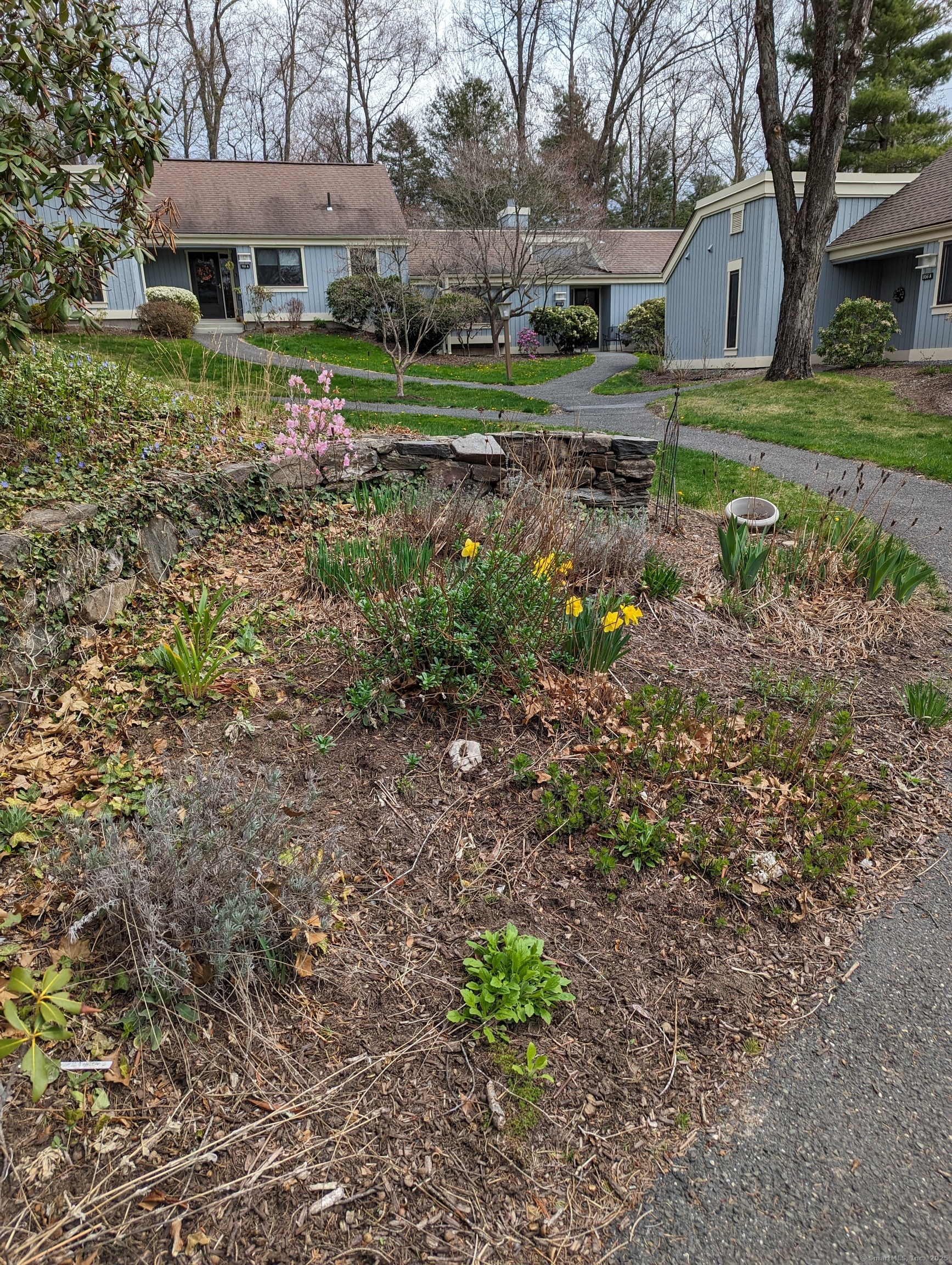 953 Heritage Village A