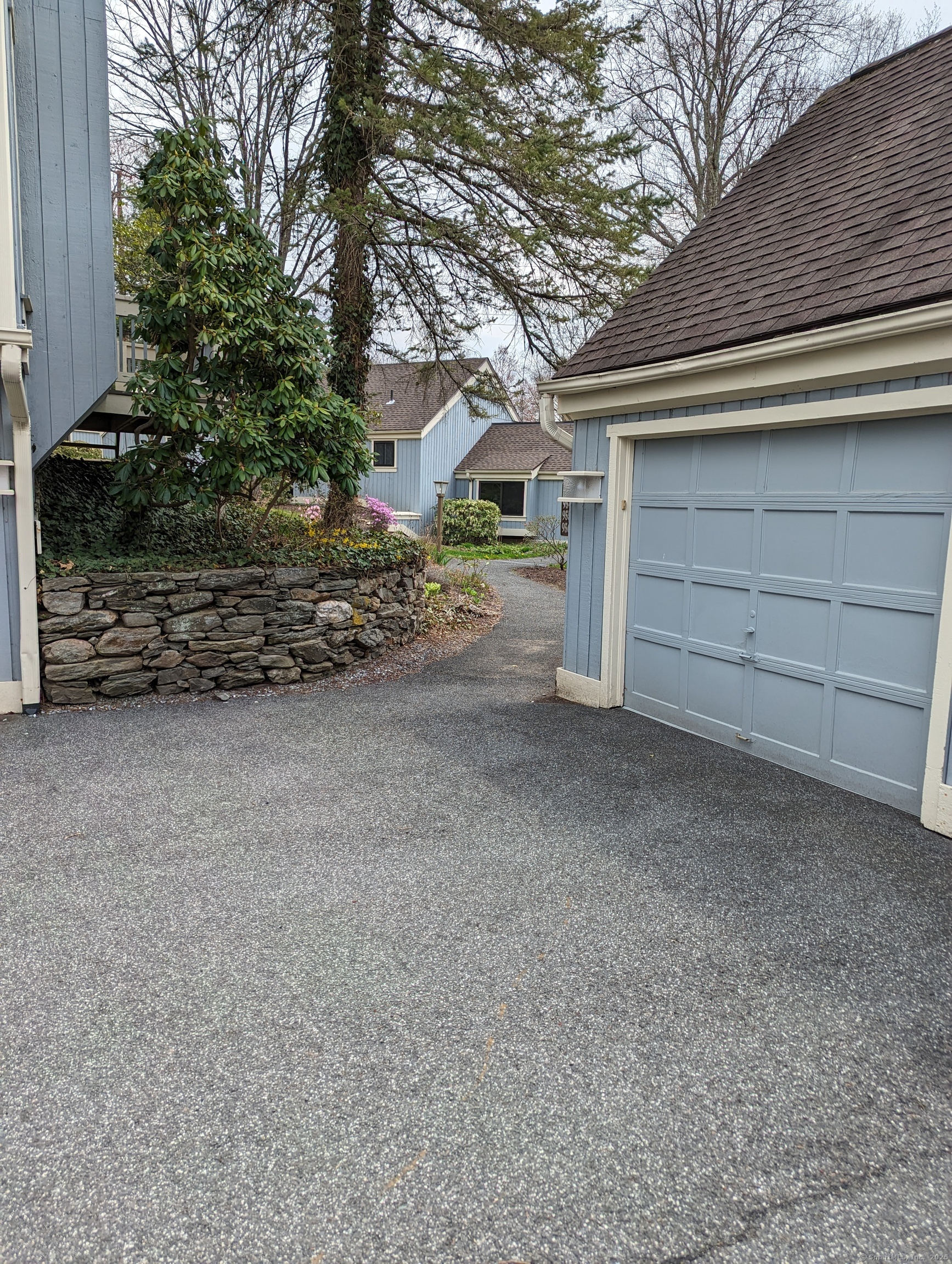 953 Heritage Village A