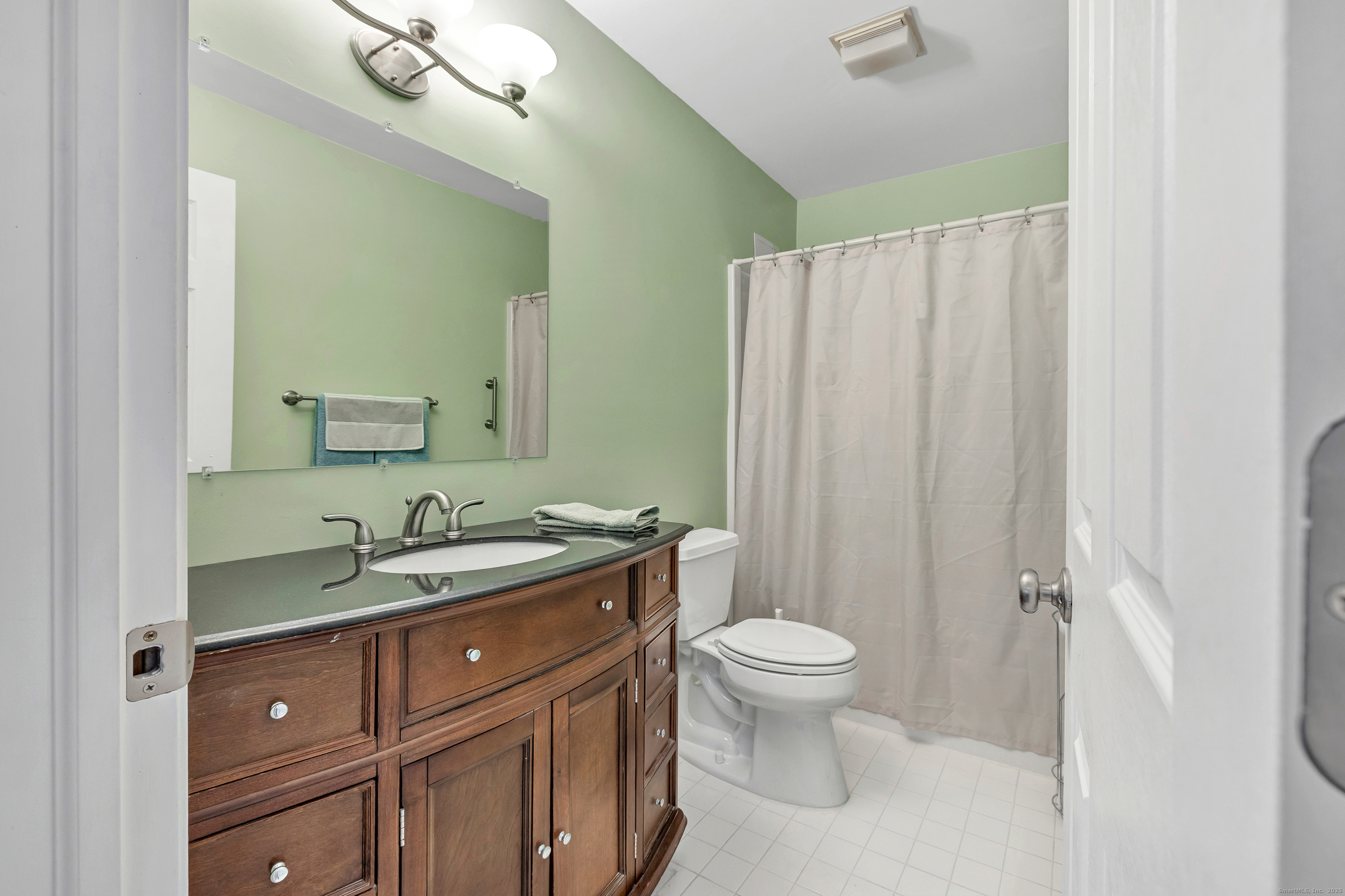 298 Aspetuck Trail 298