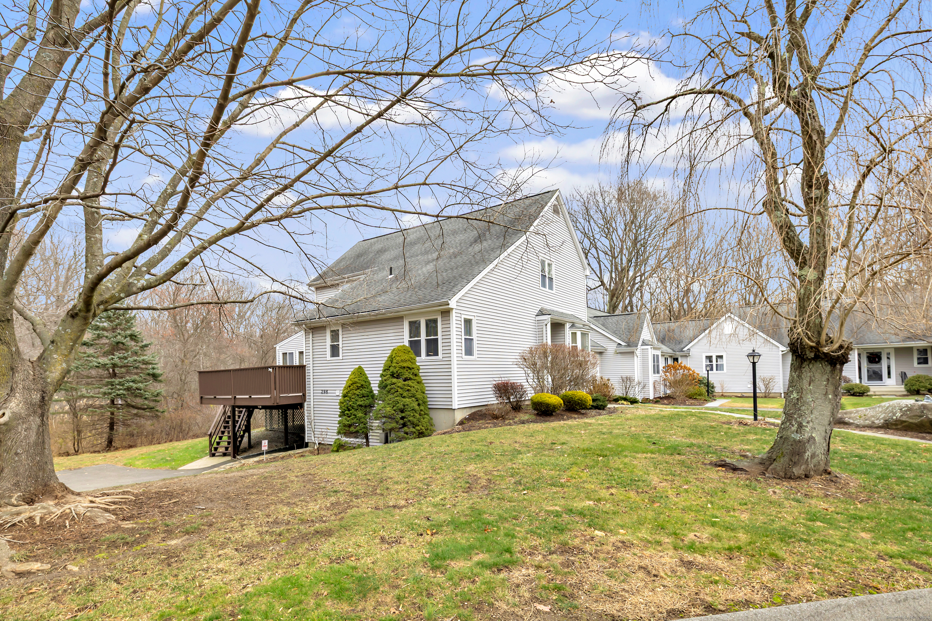 298 Aspetuck Trail 298