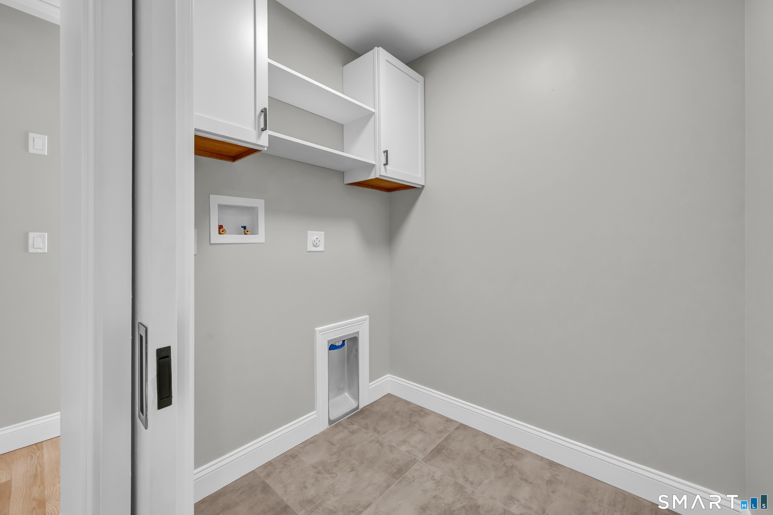 1427 Monroe Turnpike