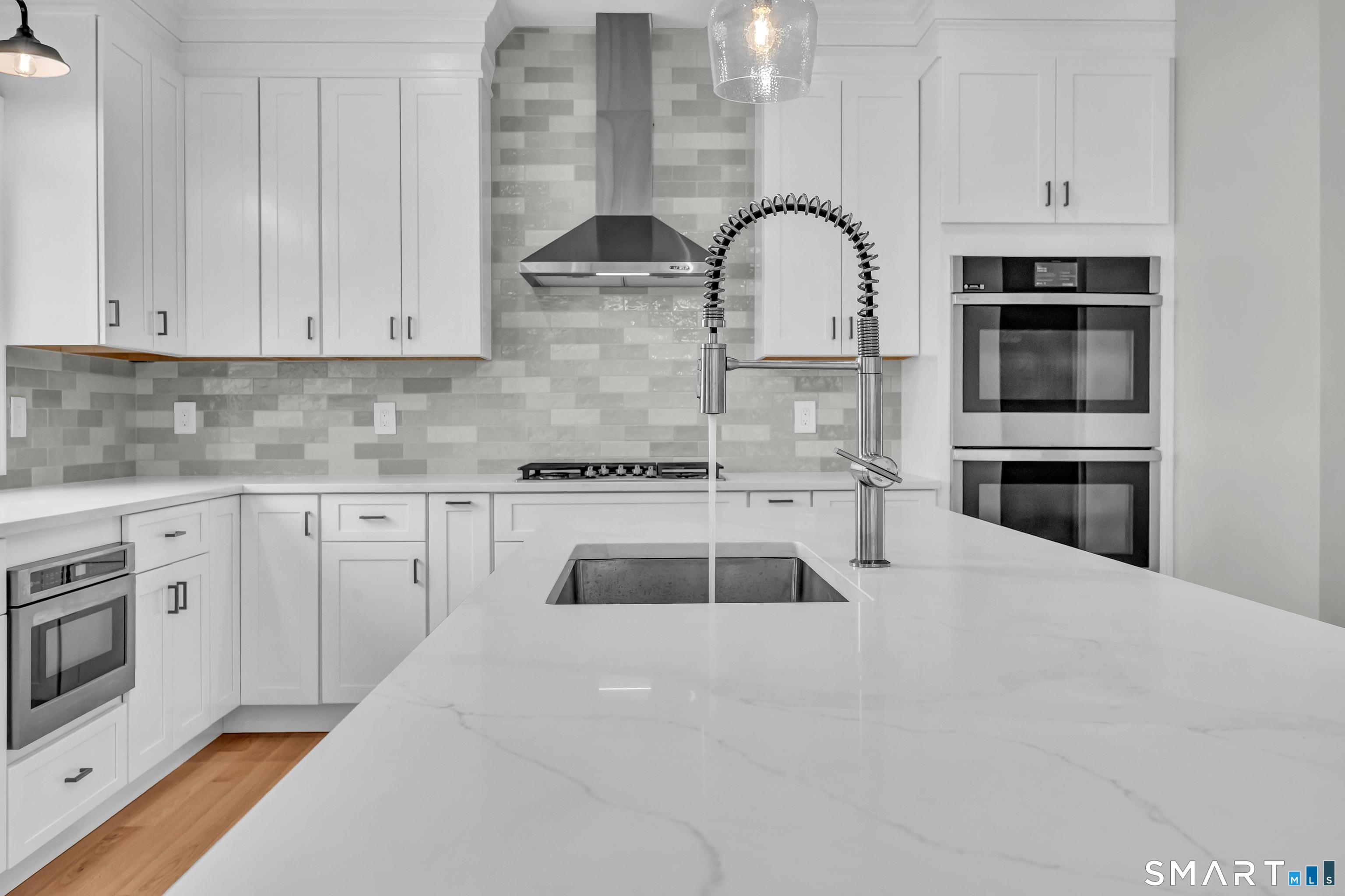 1427 Monroe Turnpike