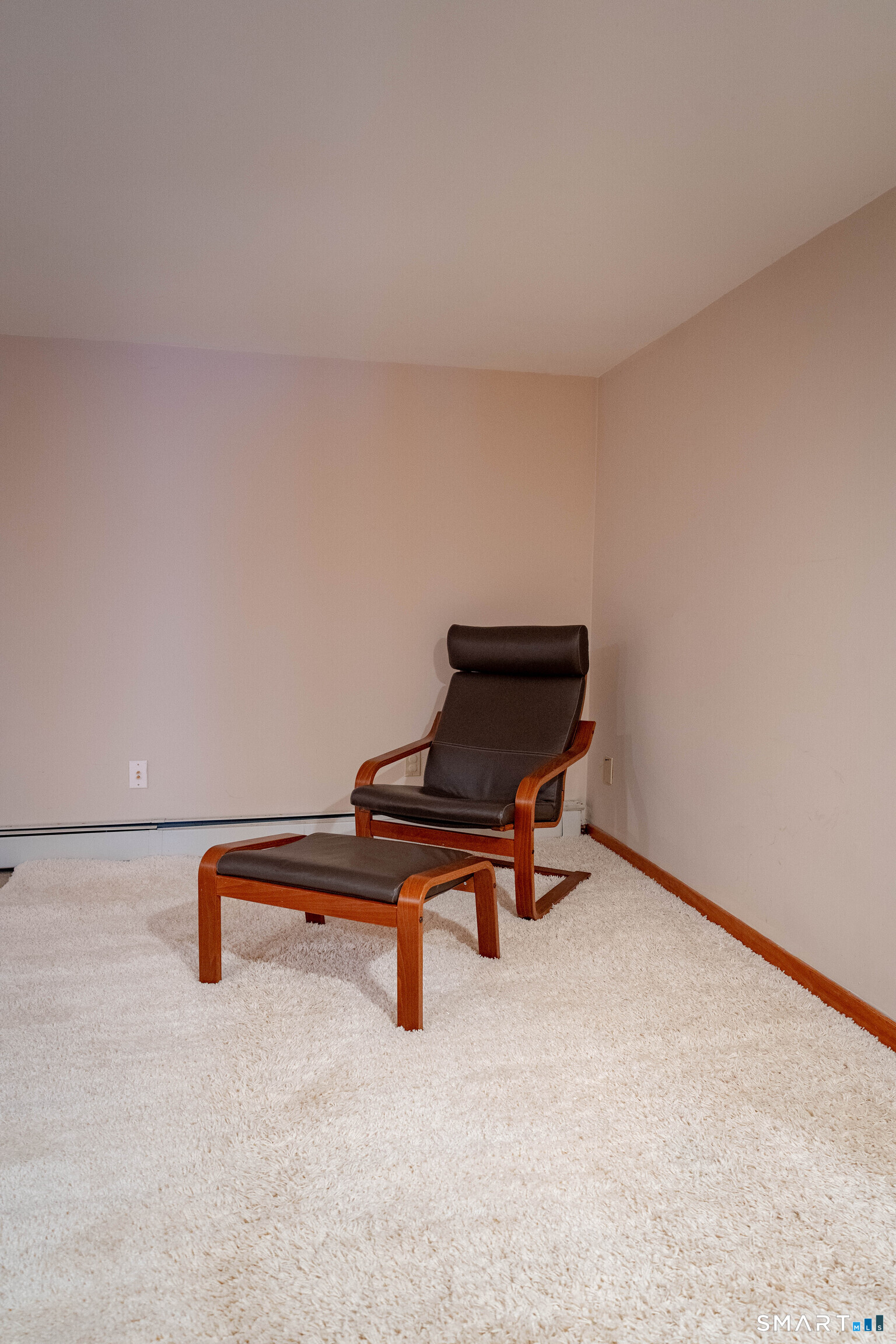 215 Old Newtown Road