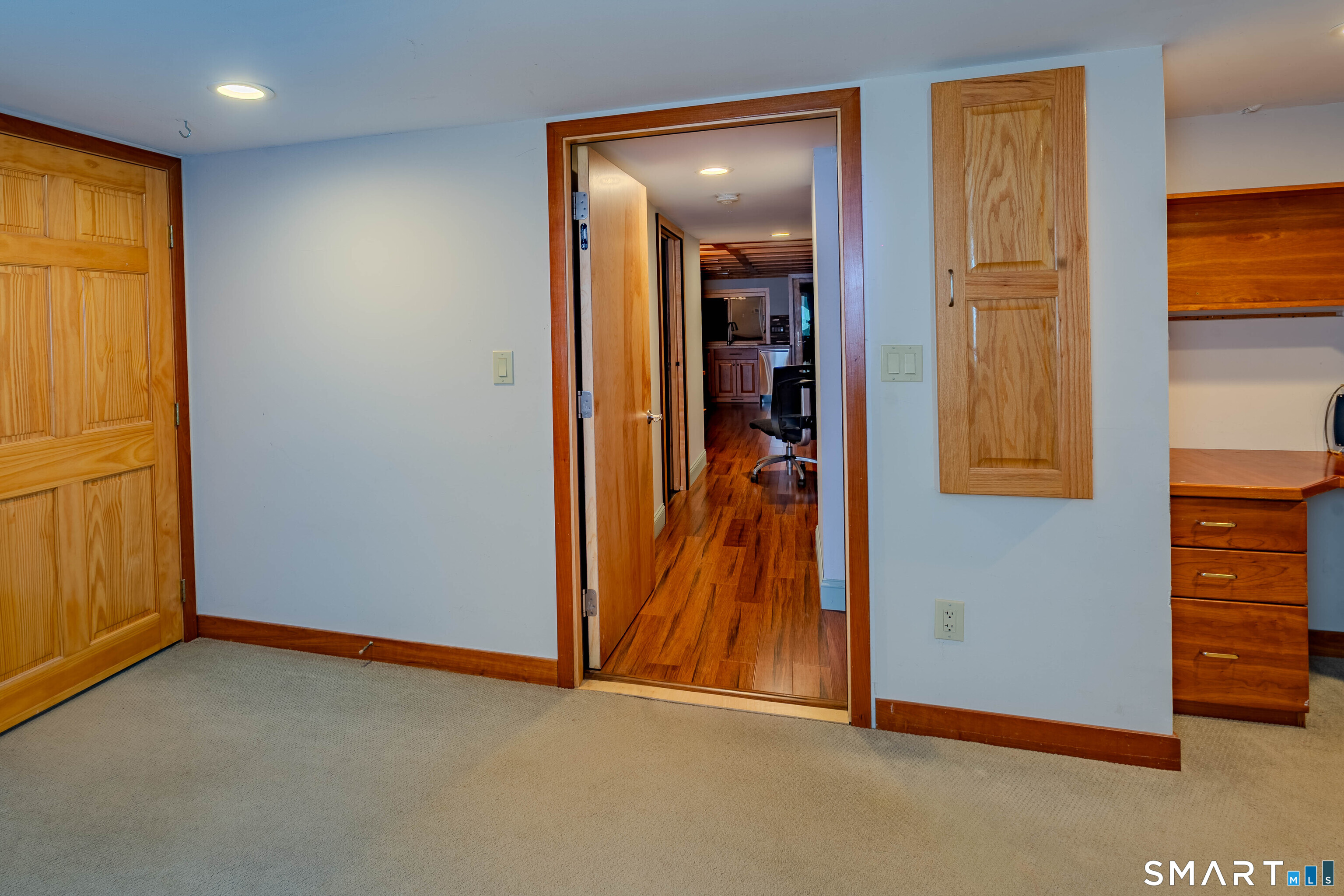 215 Old Newtown Road