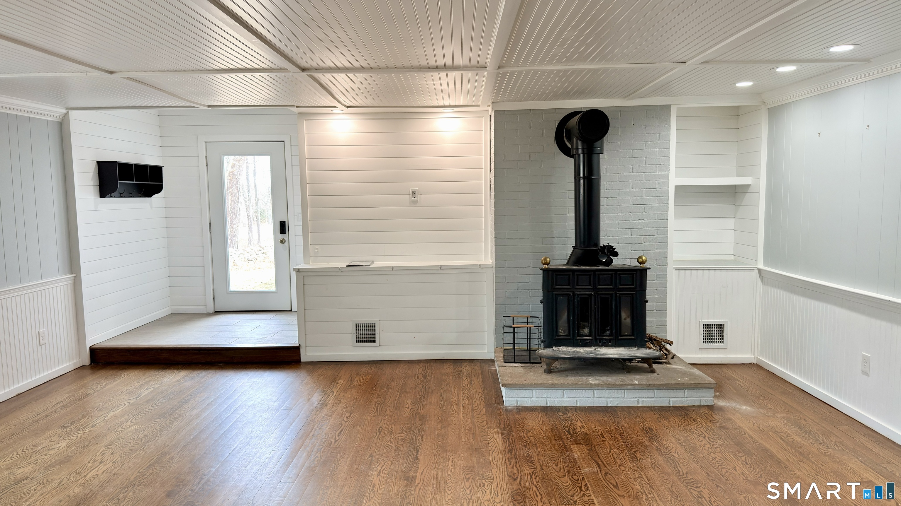 675 Colonel Ledyard Highway