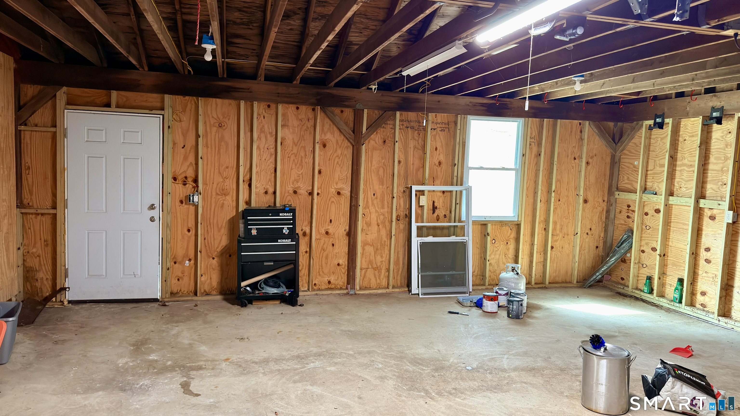 675 Colonel Ledyard Highway