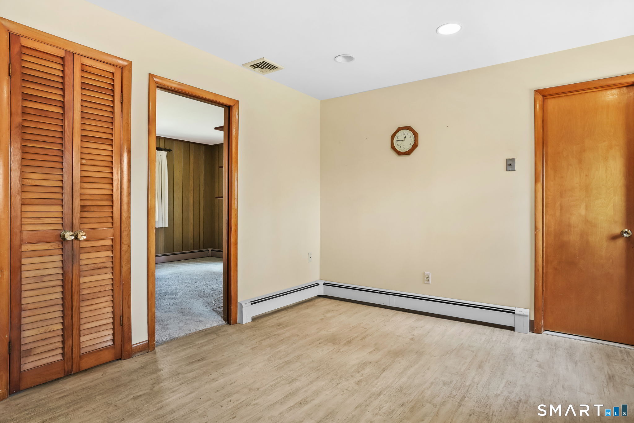 15 Glenbrook Road