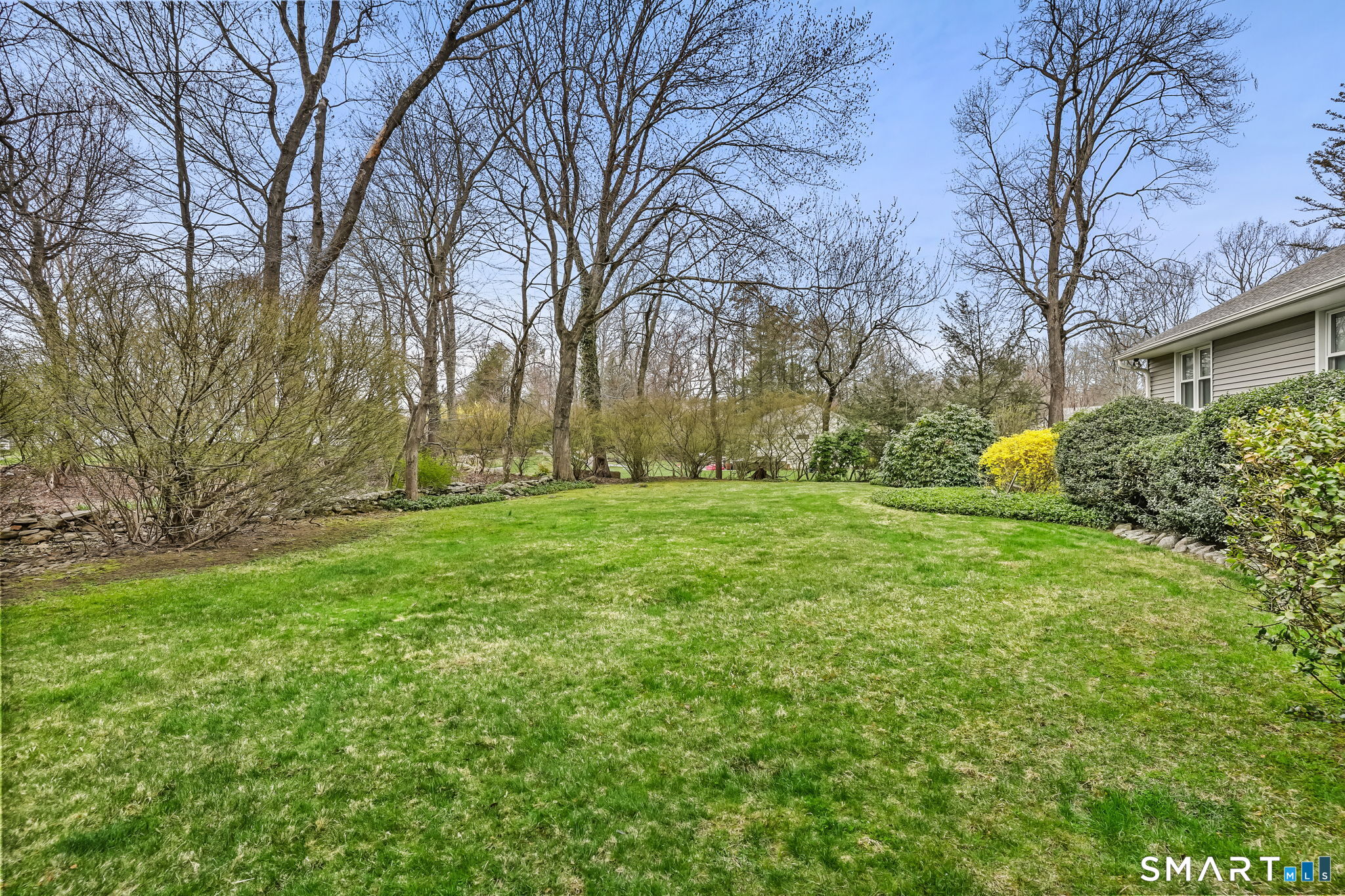15 Glenbrook Road