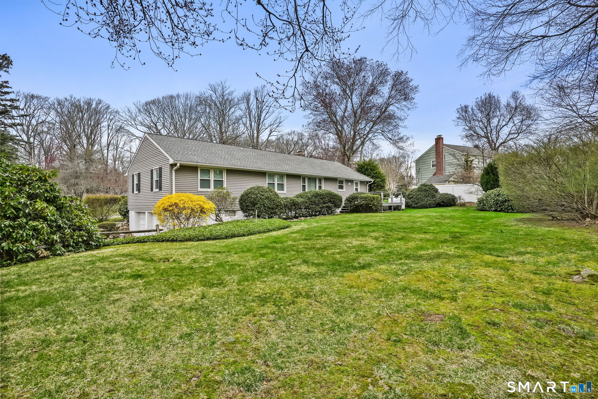 15 Glenbrook Road