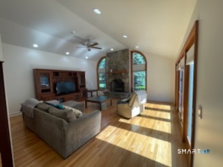 42 Scribner Hill Road