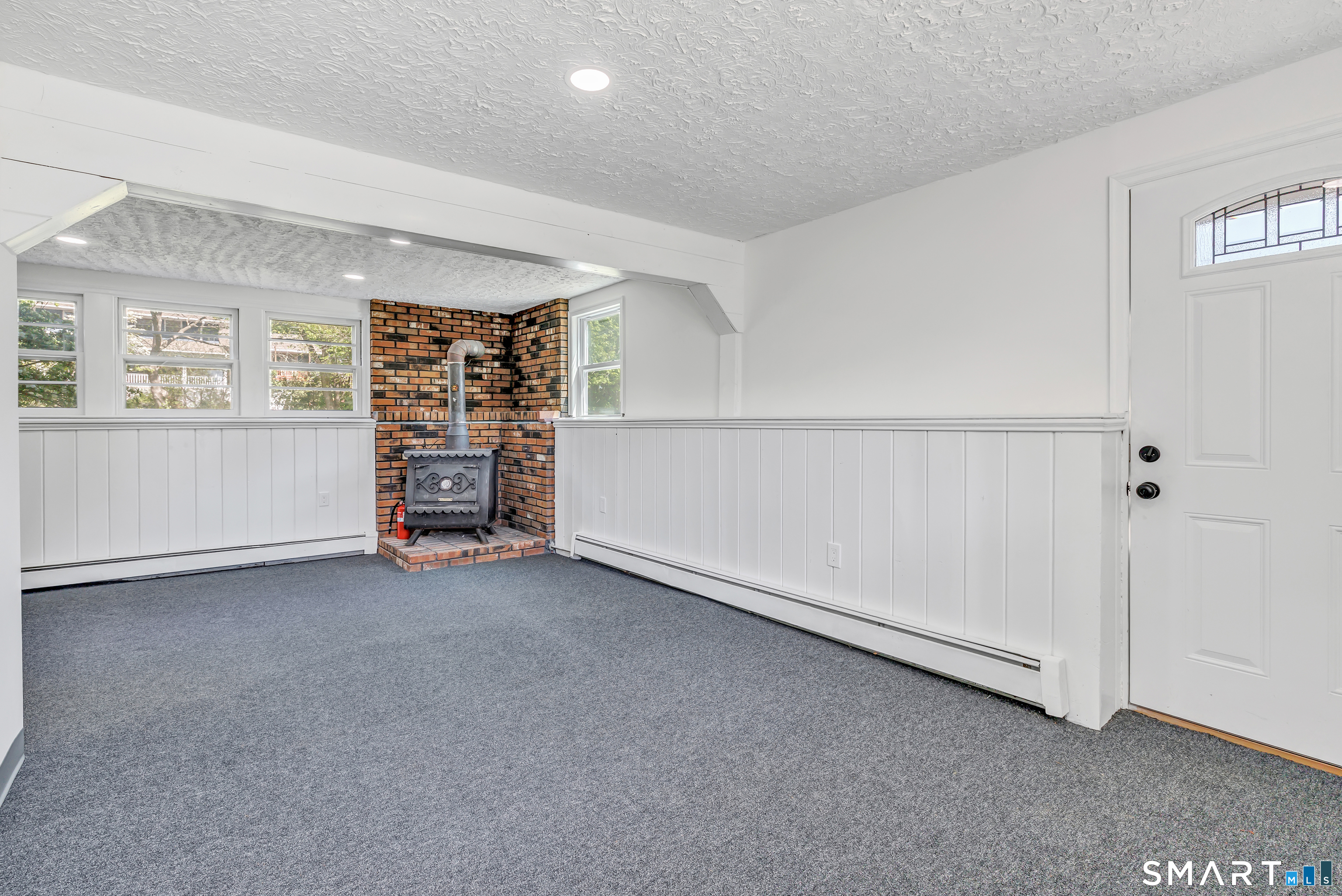 3 Laurel Avenue