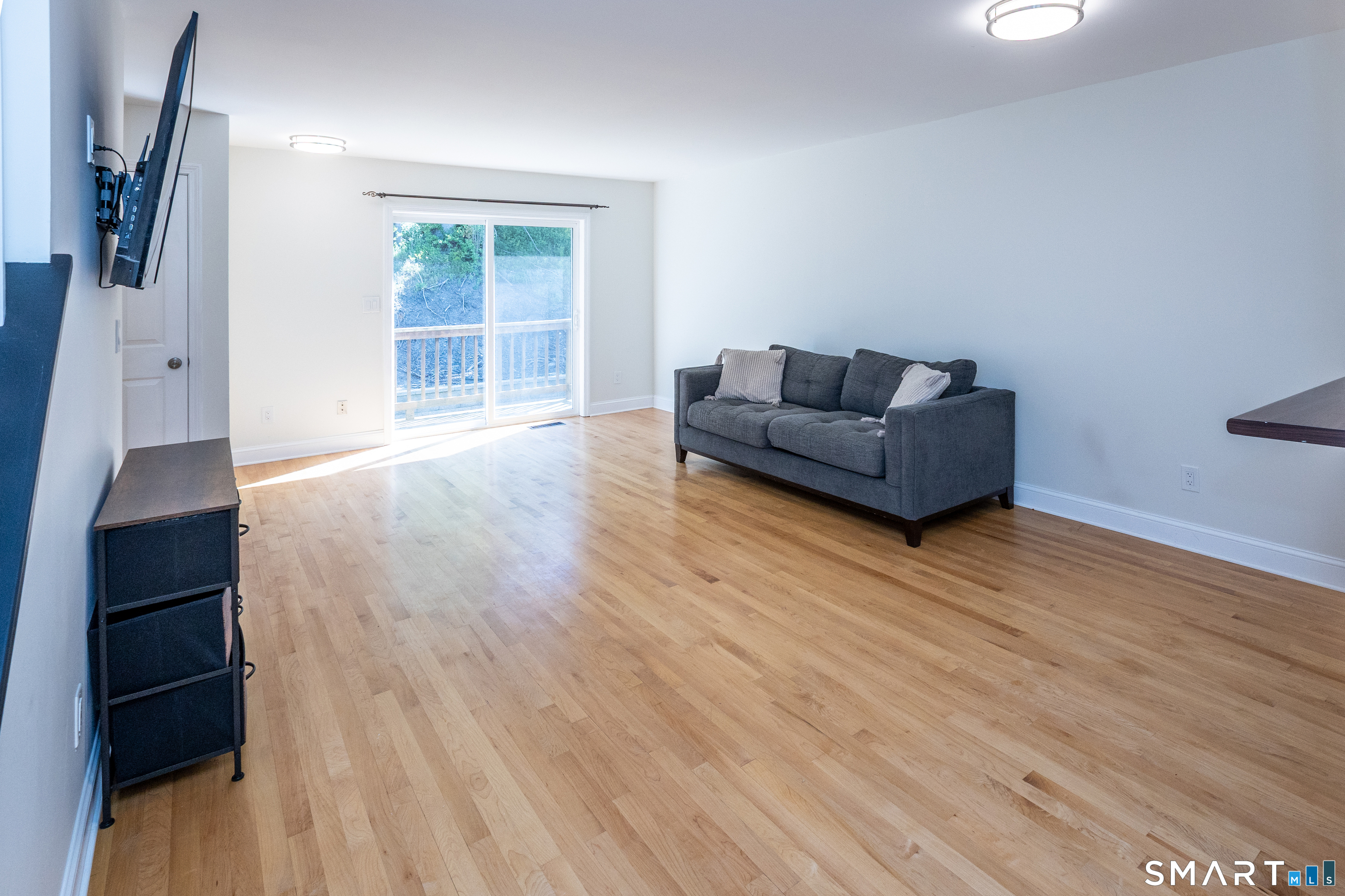 75 Commodore Commons 75
