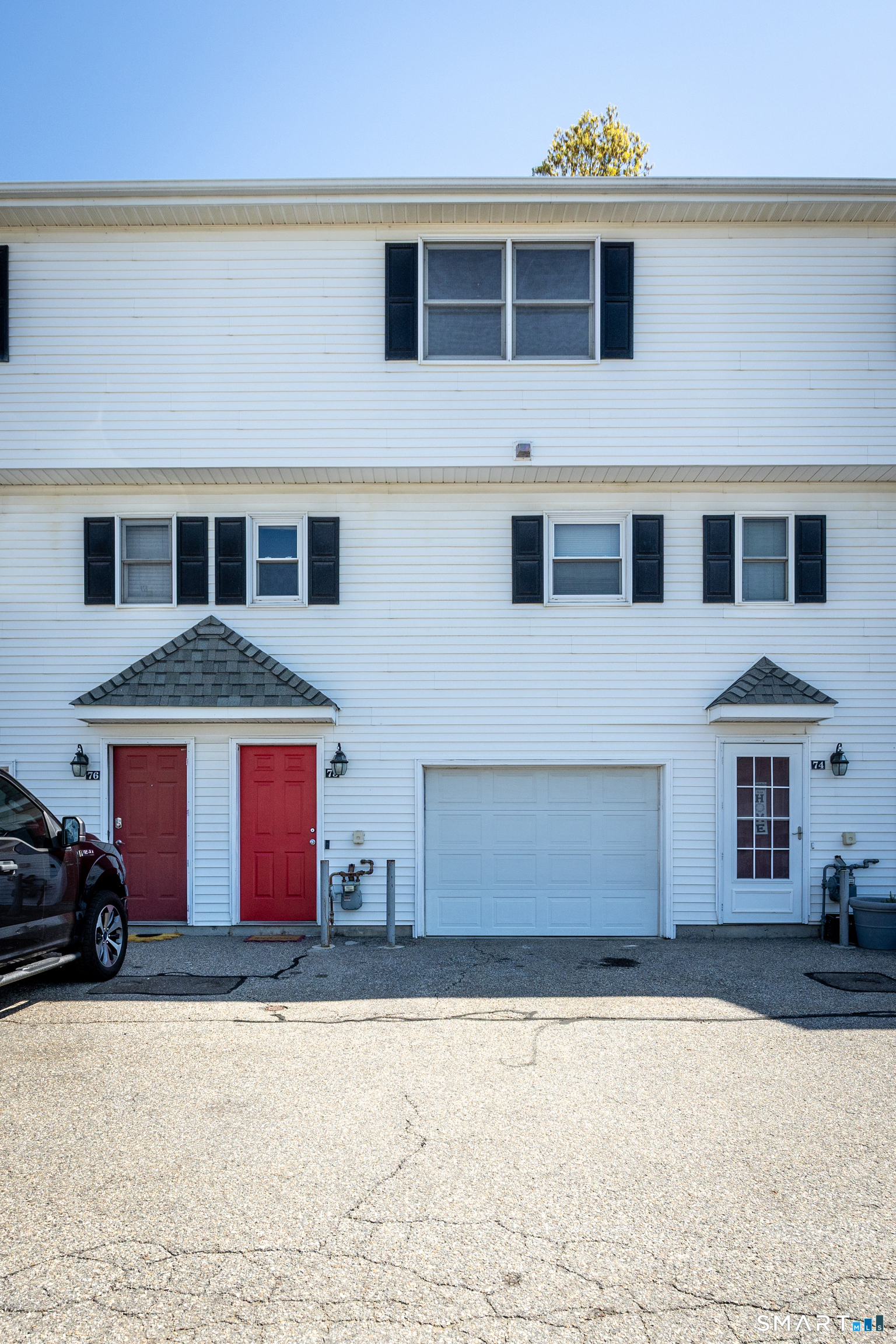 75 Commodore Commons 75
