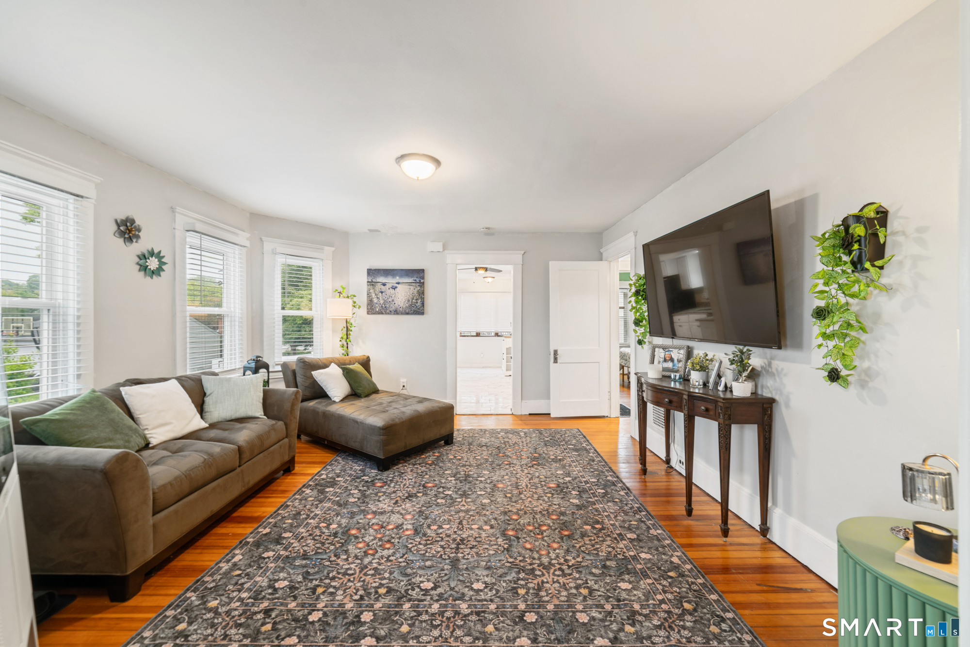 54 Overlook Avenue