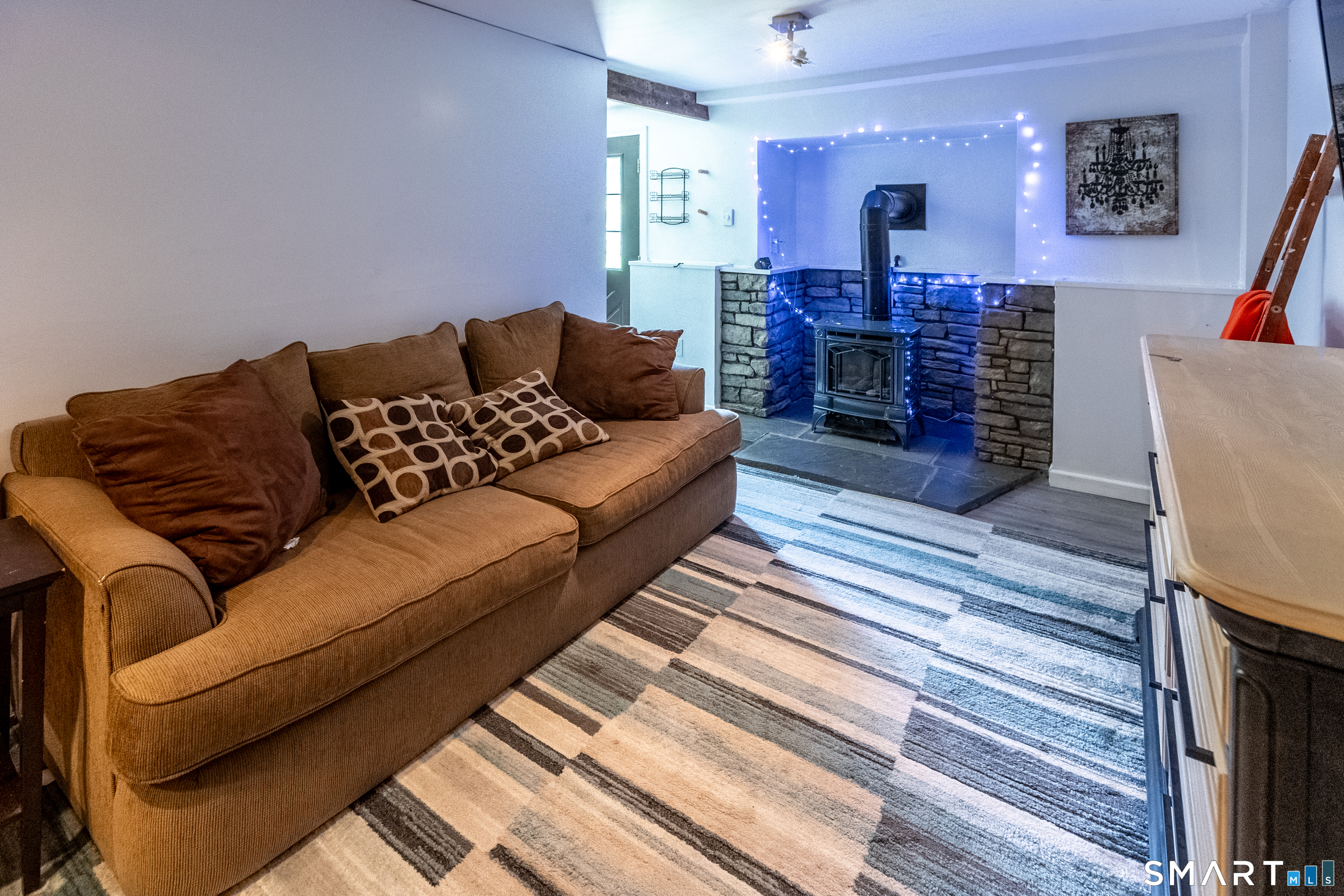 2 Quail Hollow Court