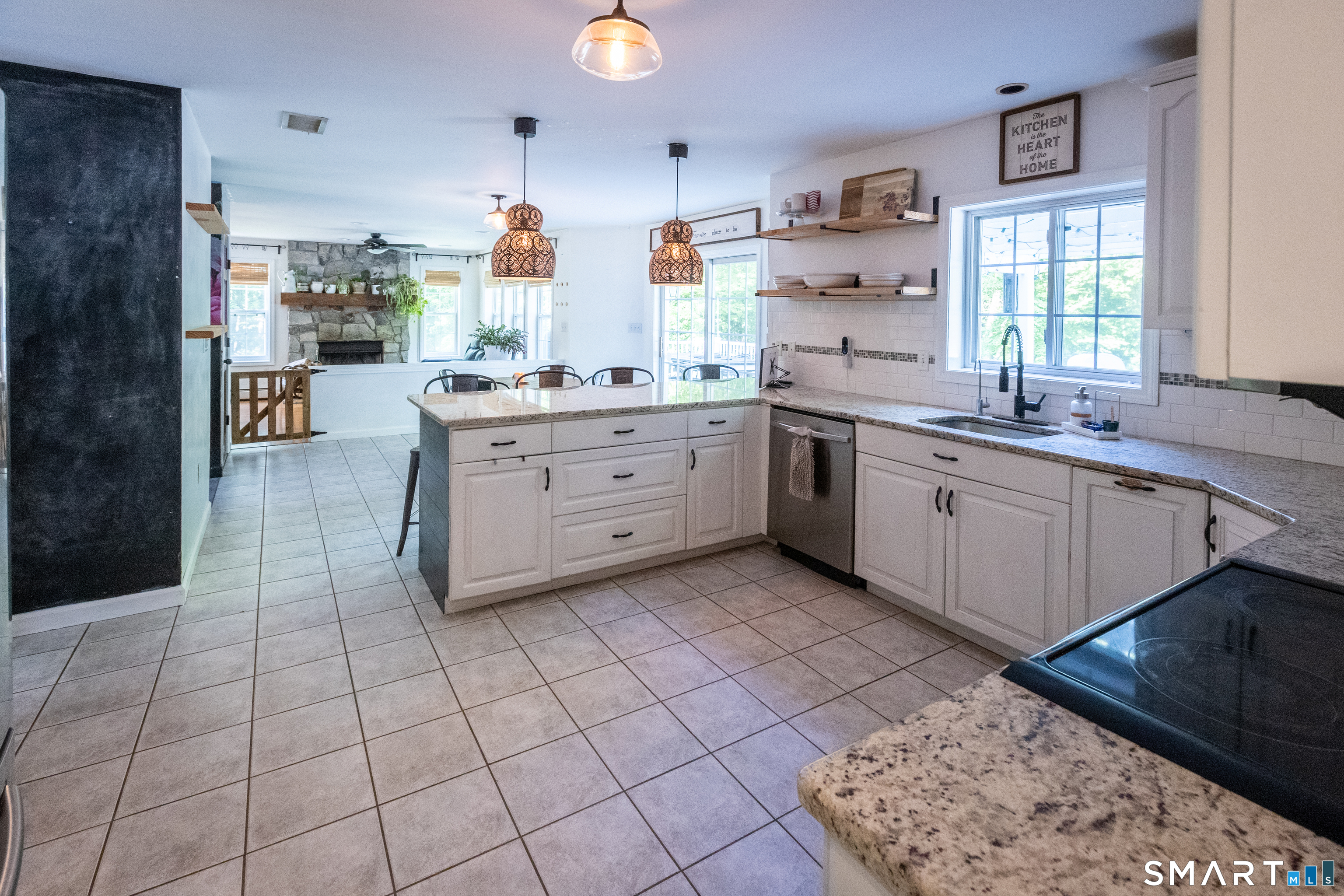2 Quail Hollow Court