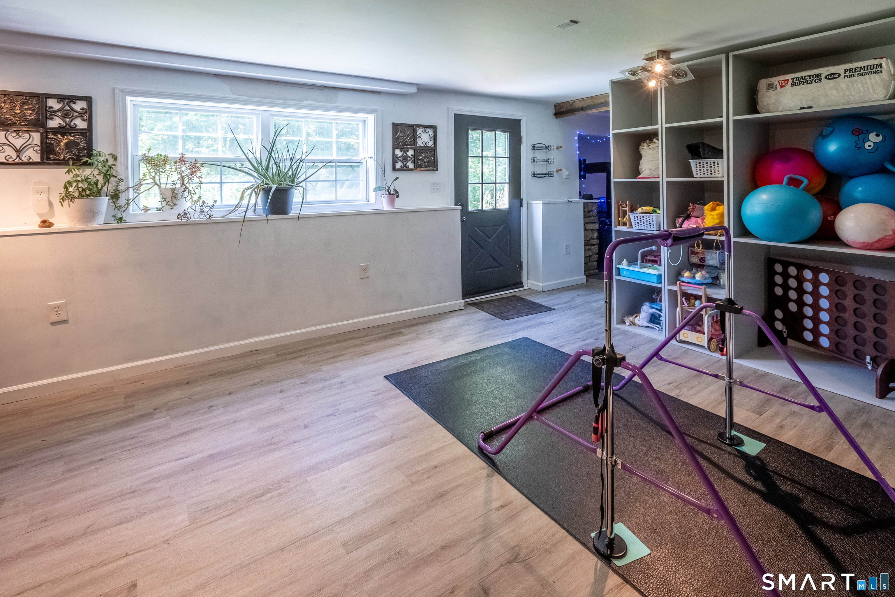 2 Quail Hollow Court