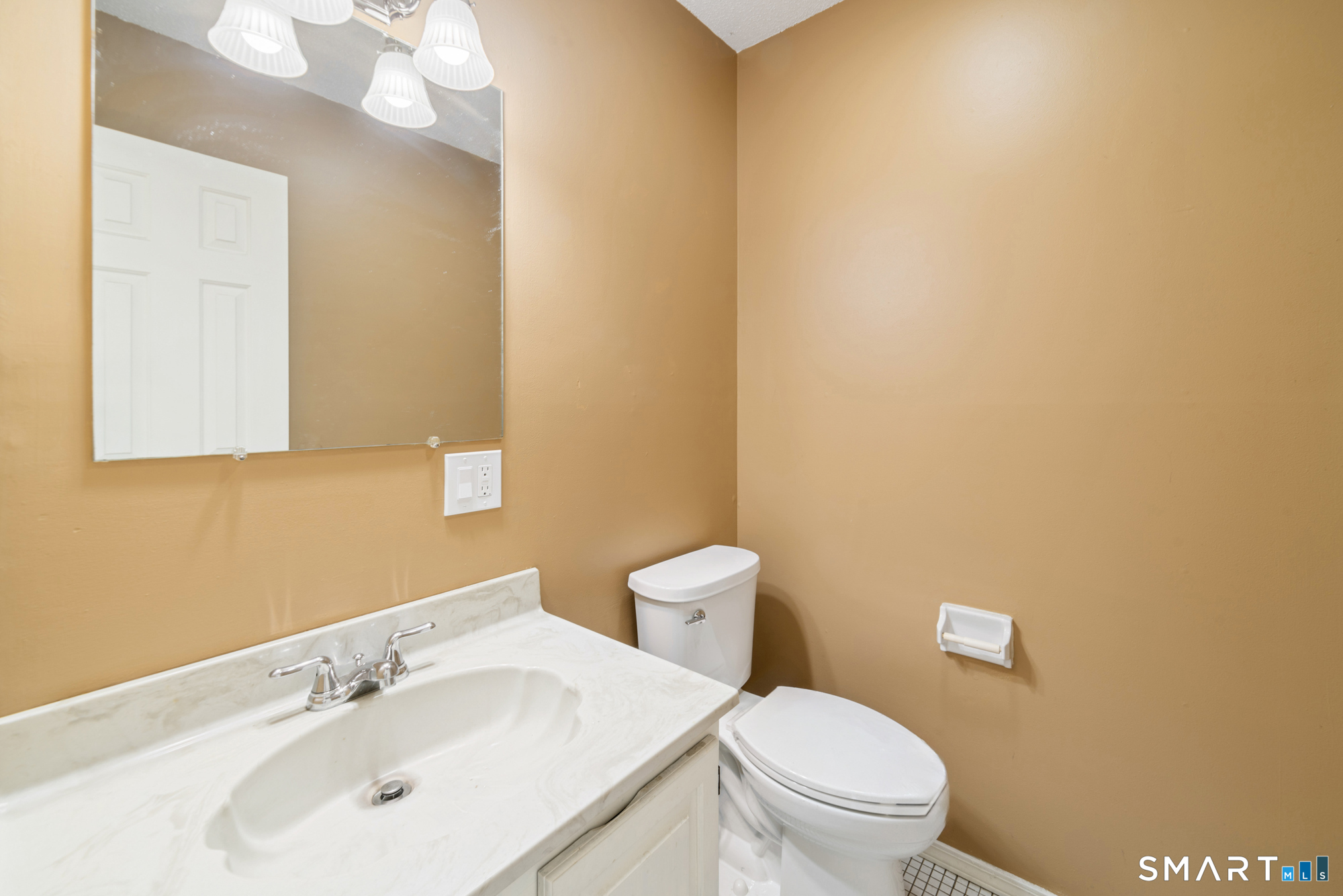 233 Derby Avenue 315