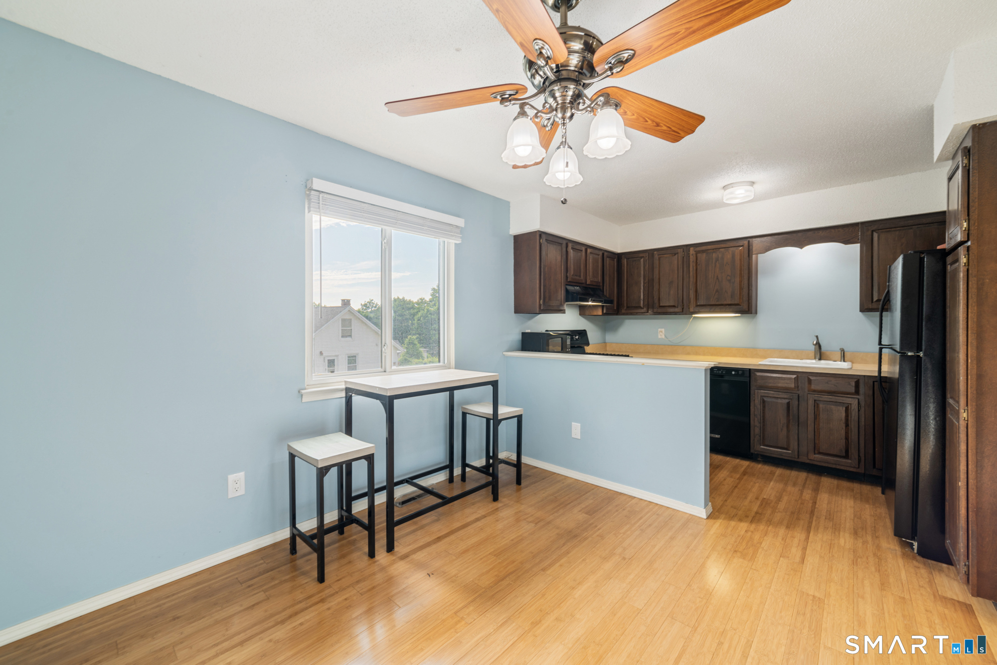 233 Derby Avenue 315