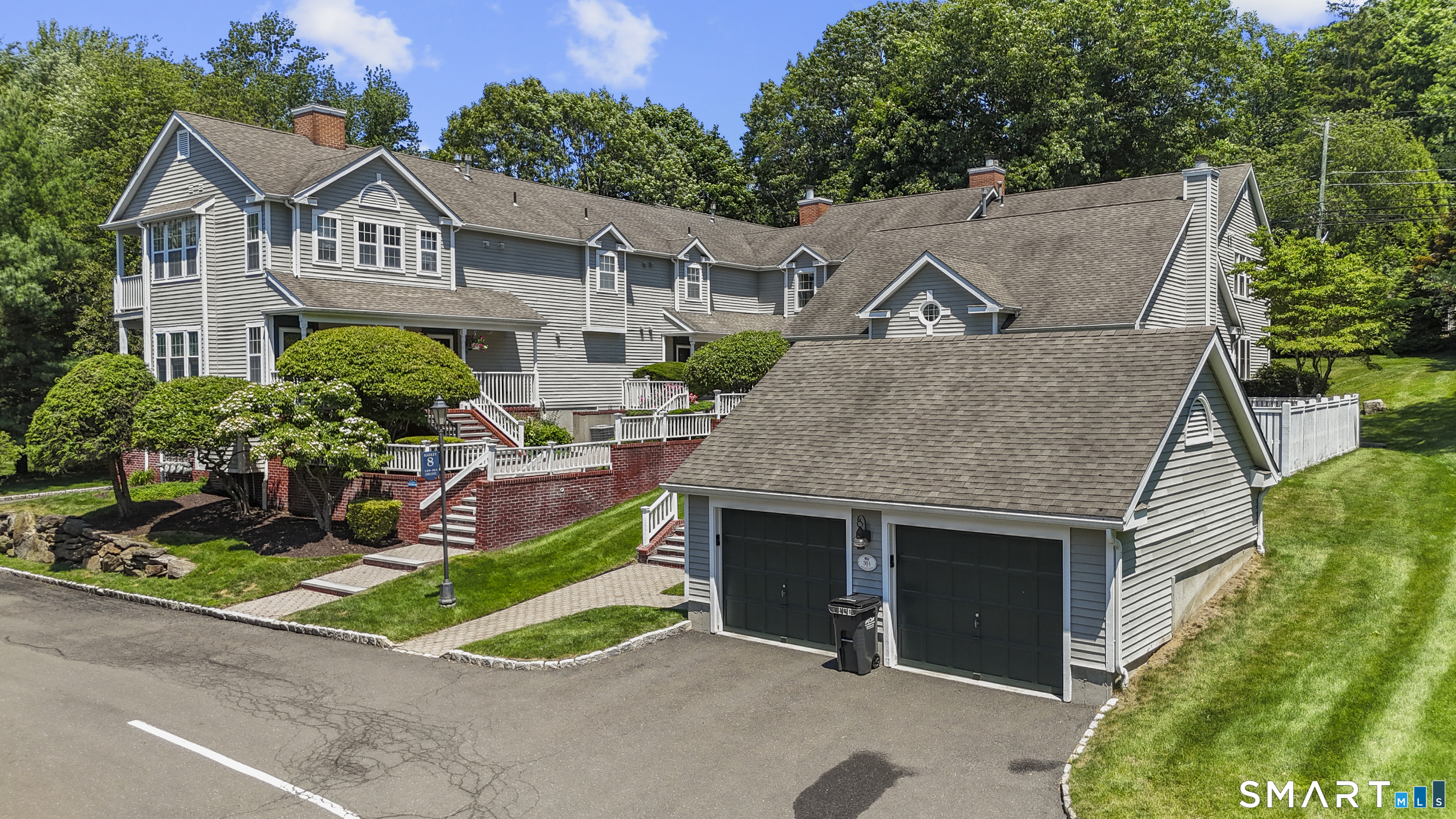 359 Hadley Drive 359