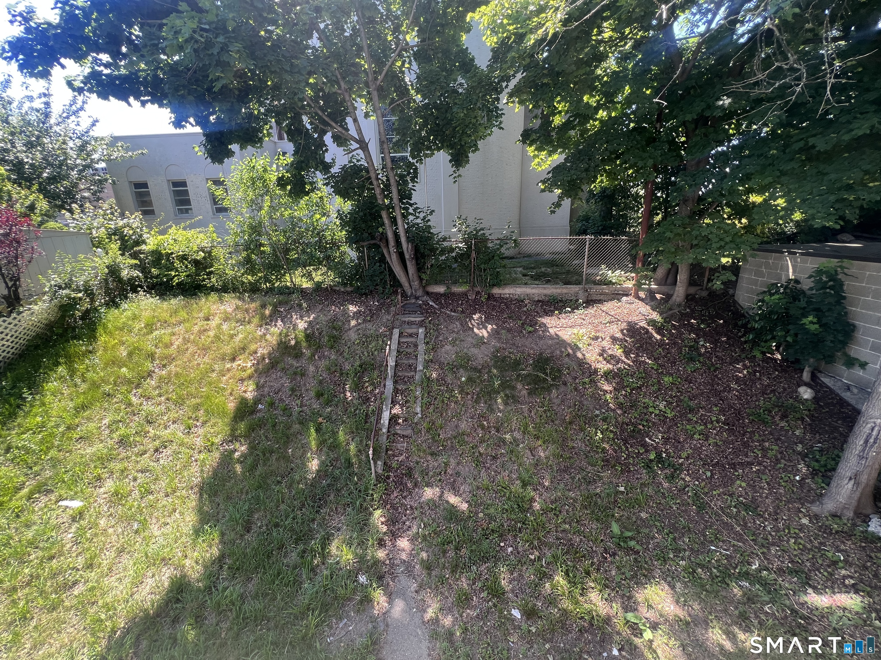 335 Ridgefield Avenue