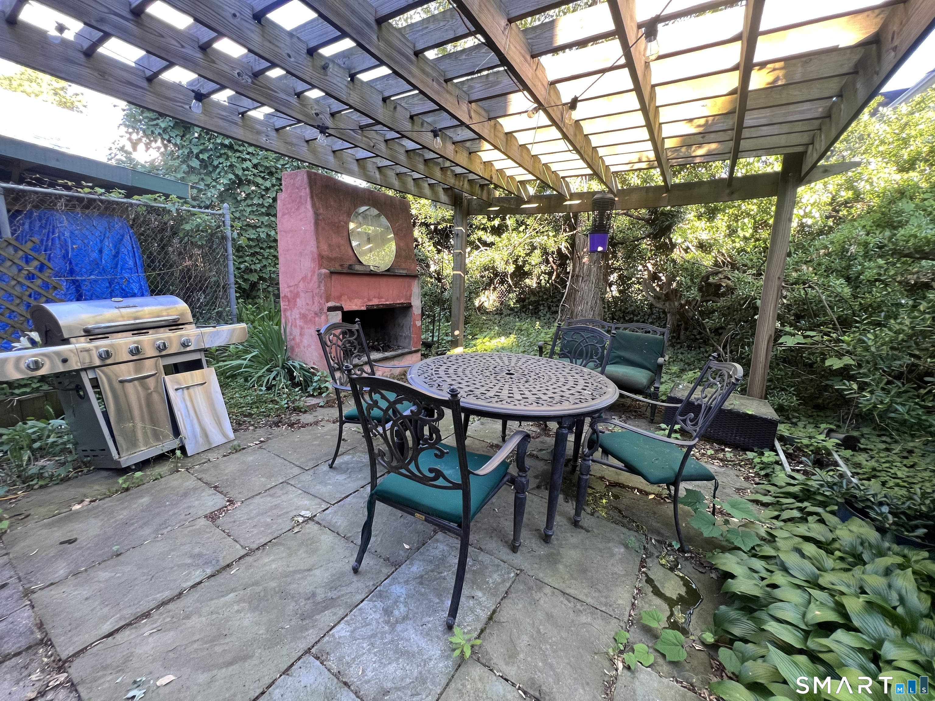 564 Midland Street