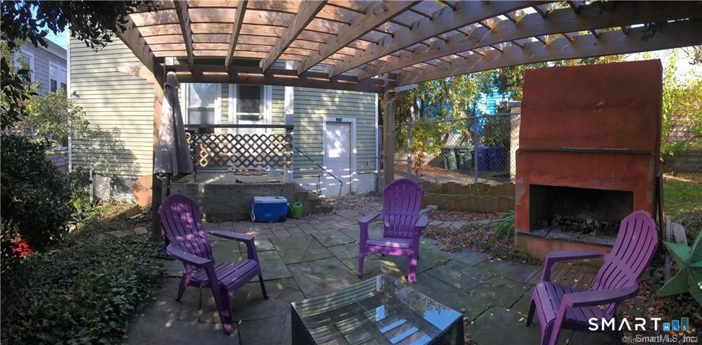 564 Midland Street