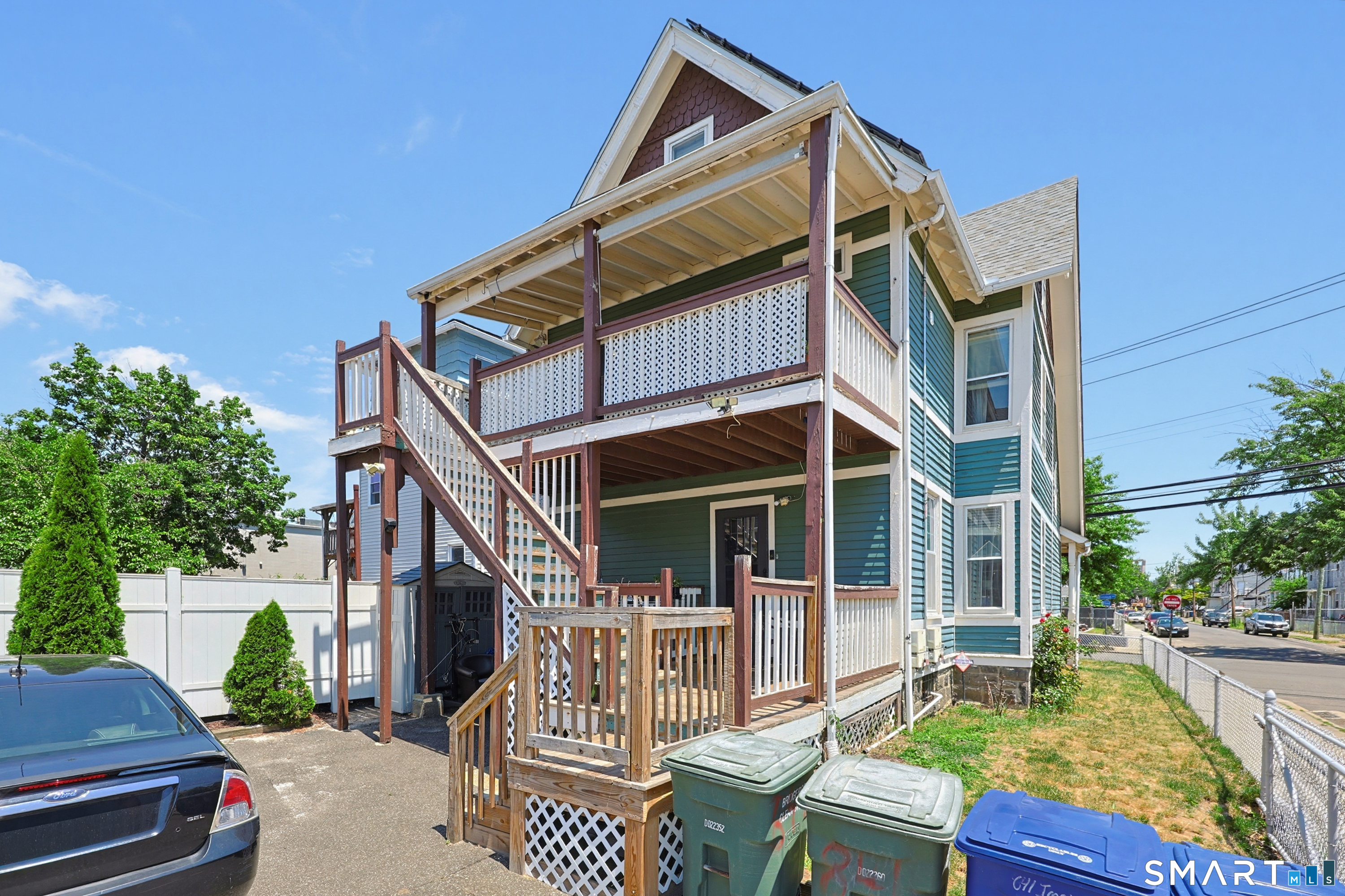 841 Iranistan Avenue