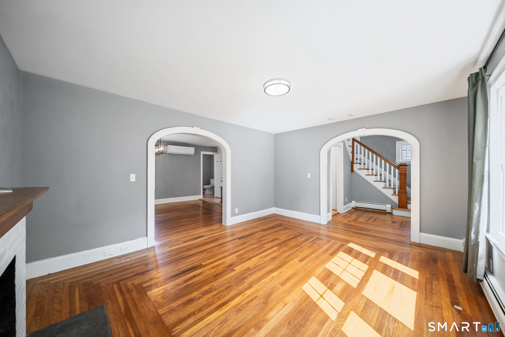 121 Highwood Avenue