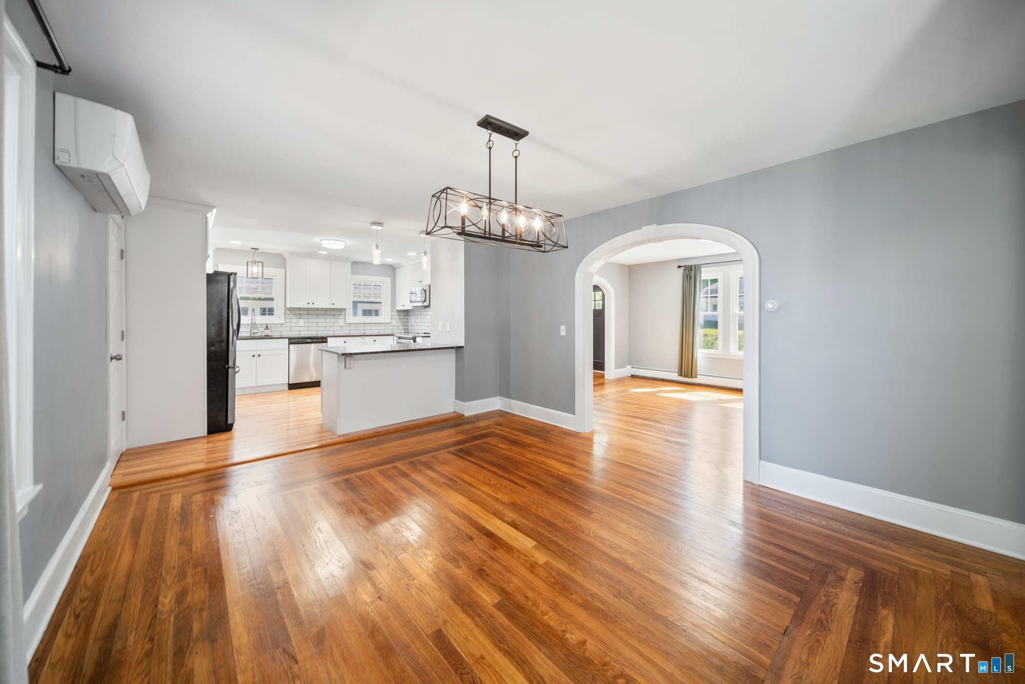 121 Highwood Avenue