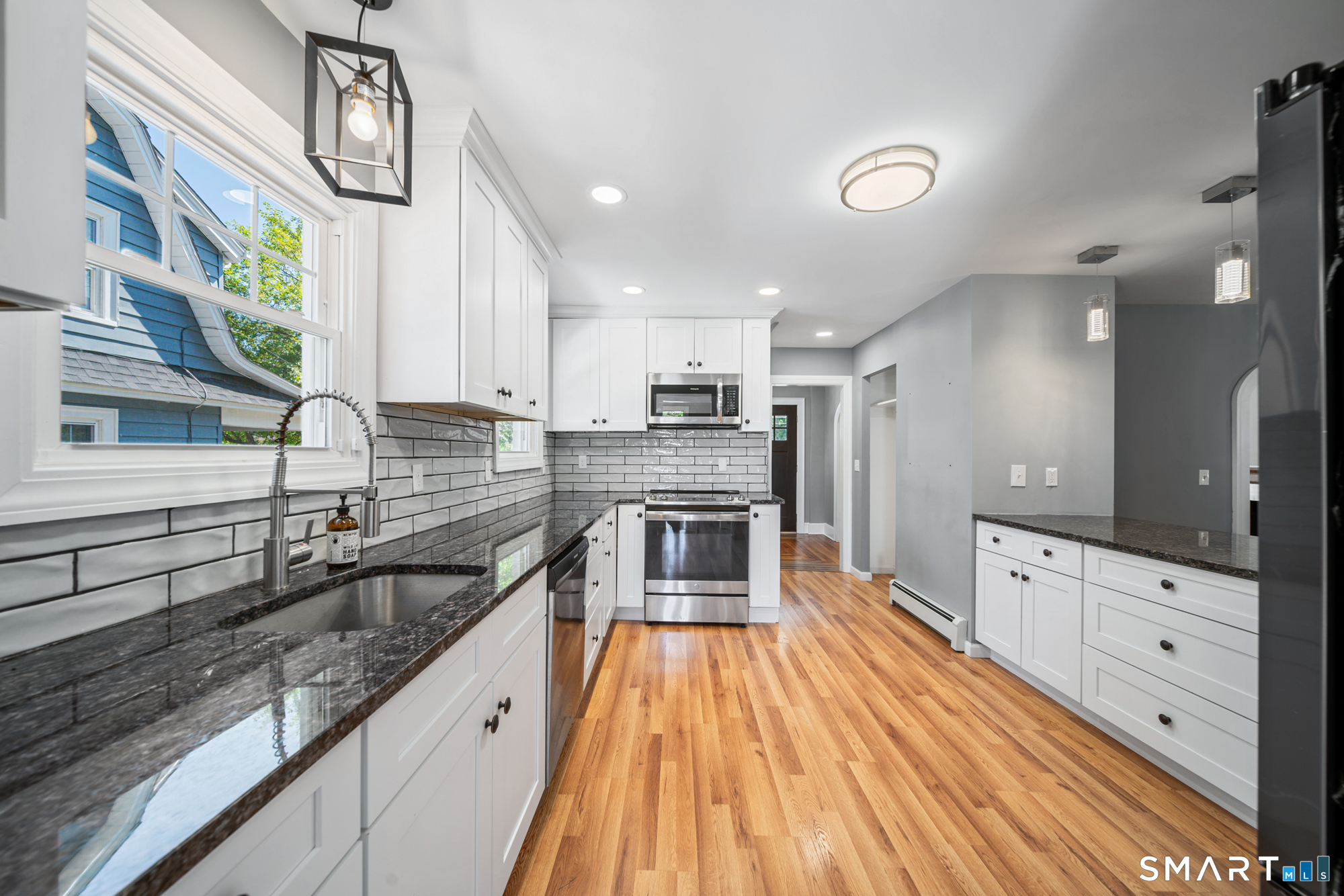 121 Highwood Avenue