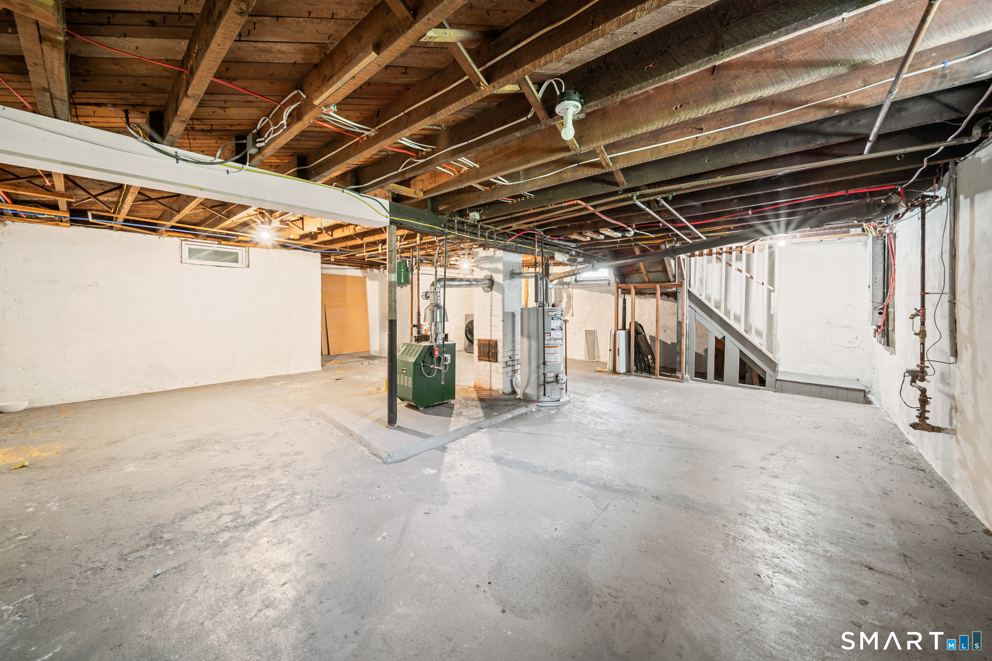 121 Highwood Avenue