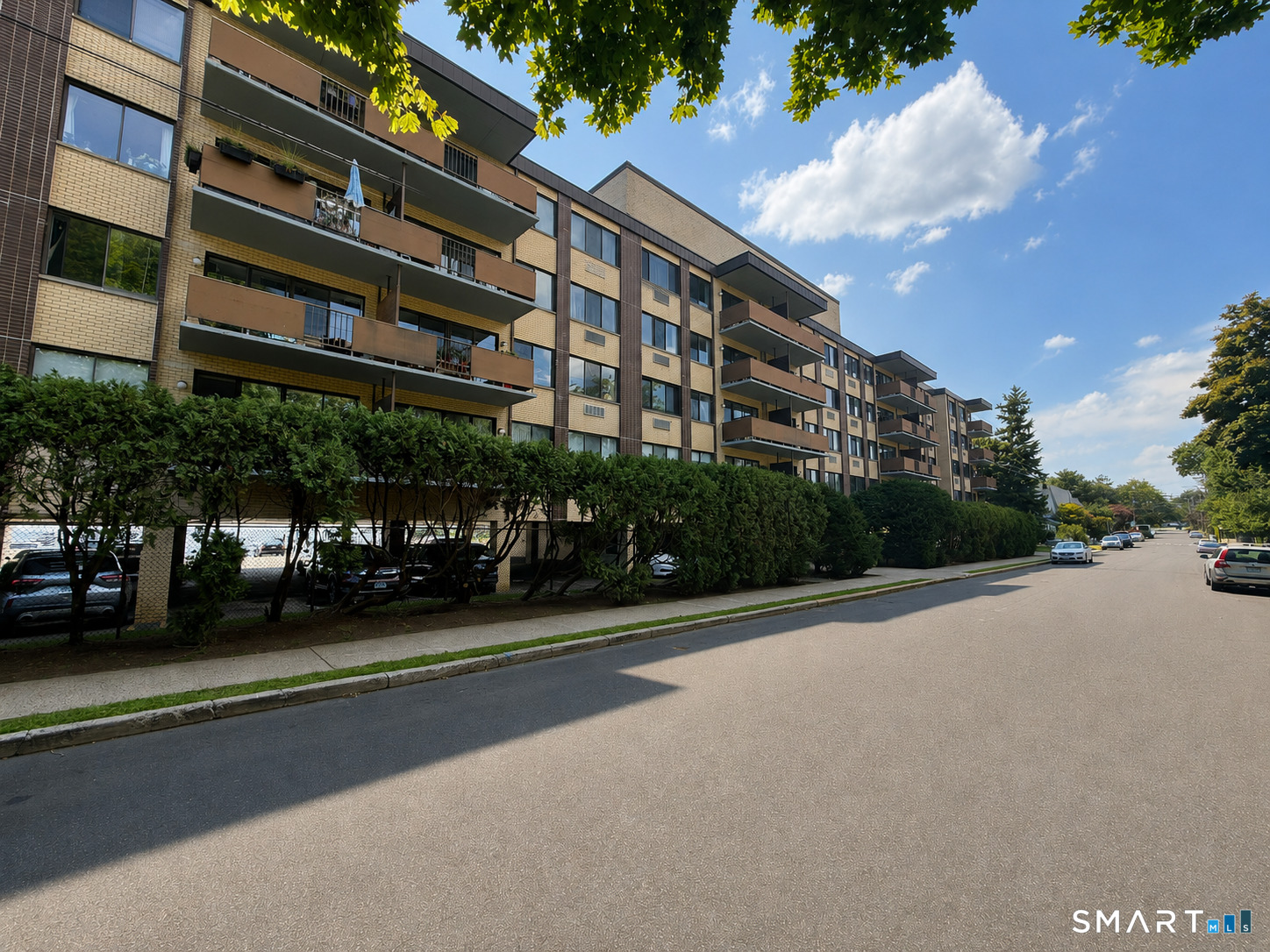 155 Brewster Street Unit: 3E