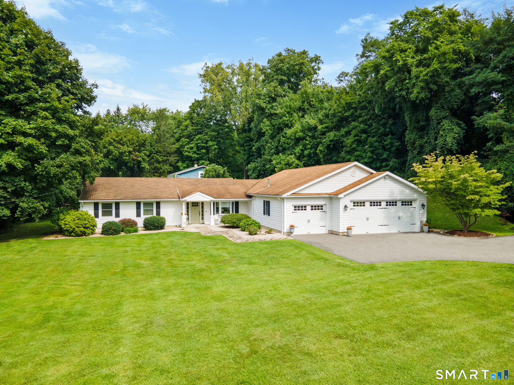 32 Hawley Road