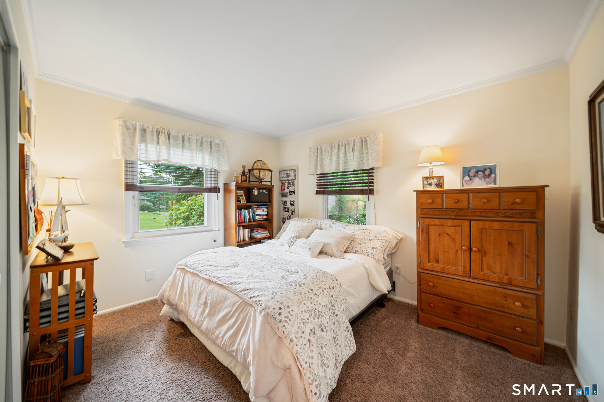 32 Hawley Road