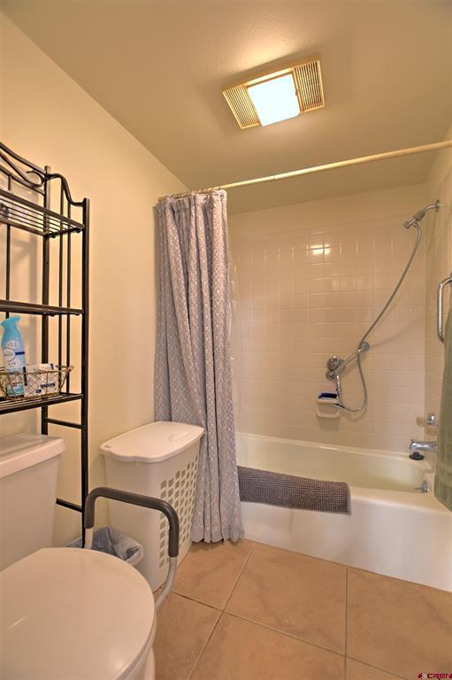 1119 Phillips Court Unit: B
