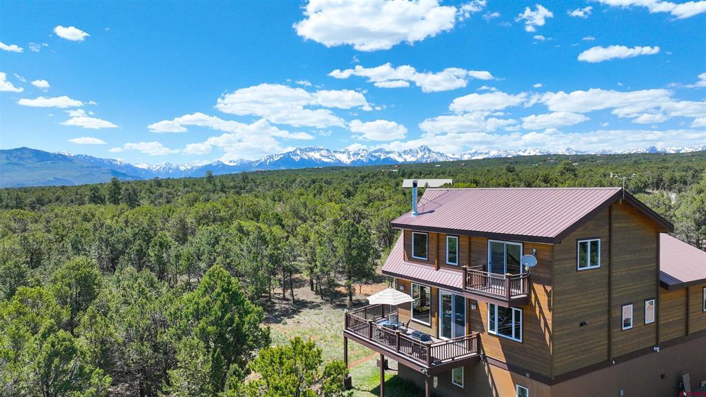76 Pinnacle Drive
