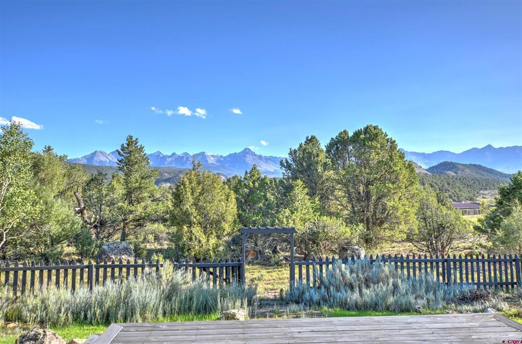 1076 Pleasant Point Drive