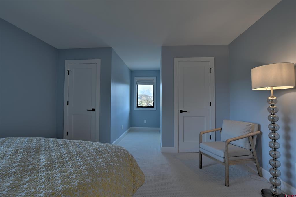 1076 Pleasant Point Drive