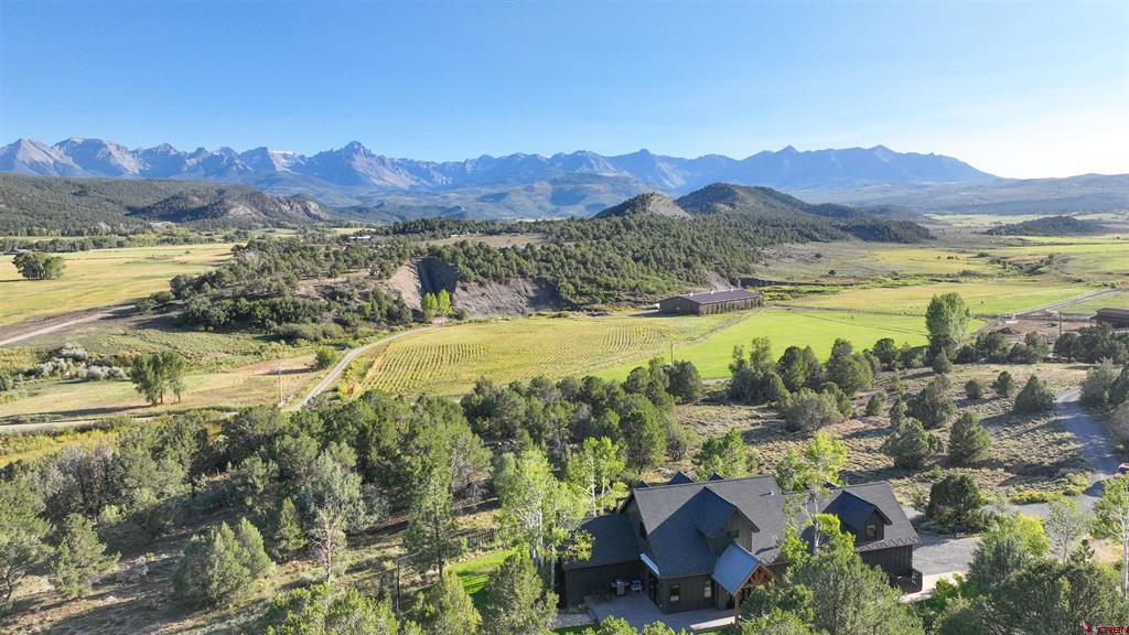 1076 Pleasant Point Drive