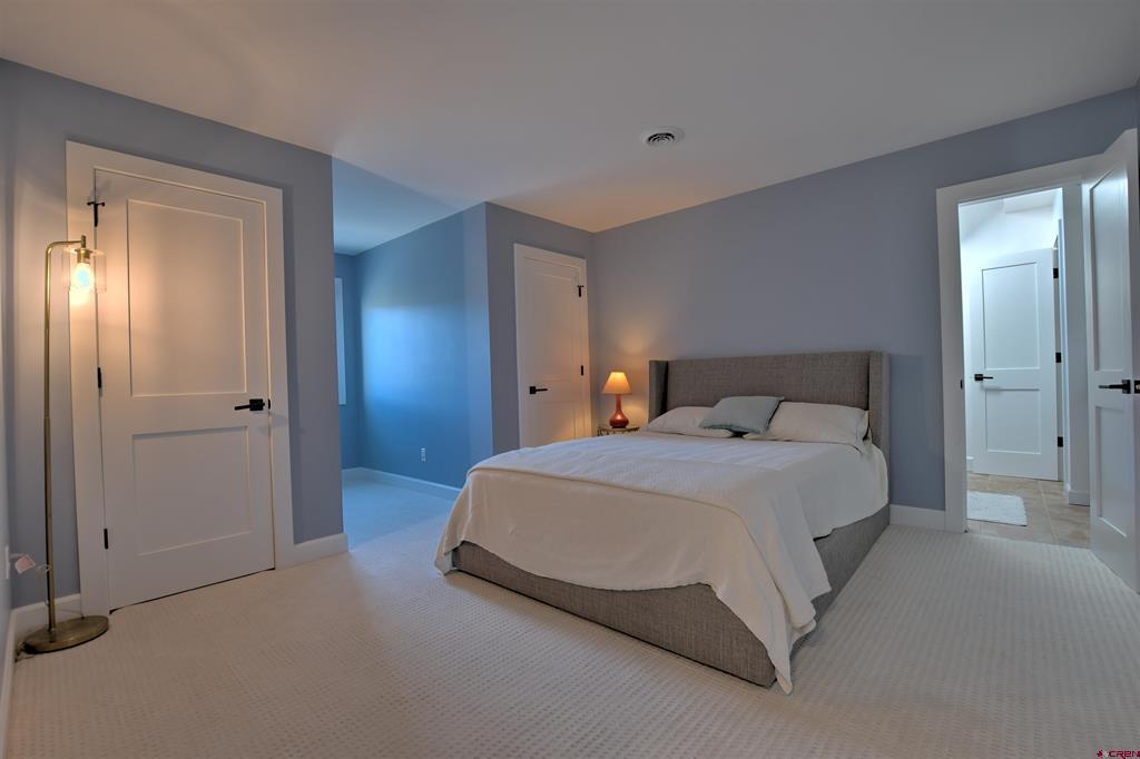 1076 Pleasant Point Drive