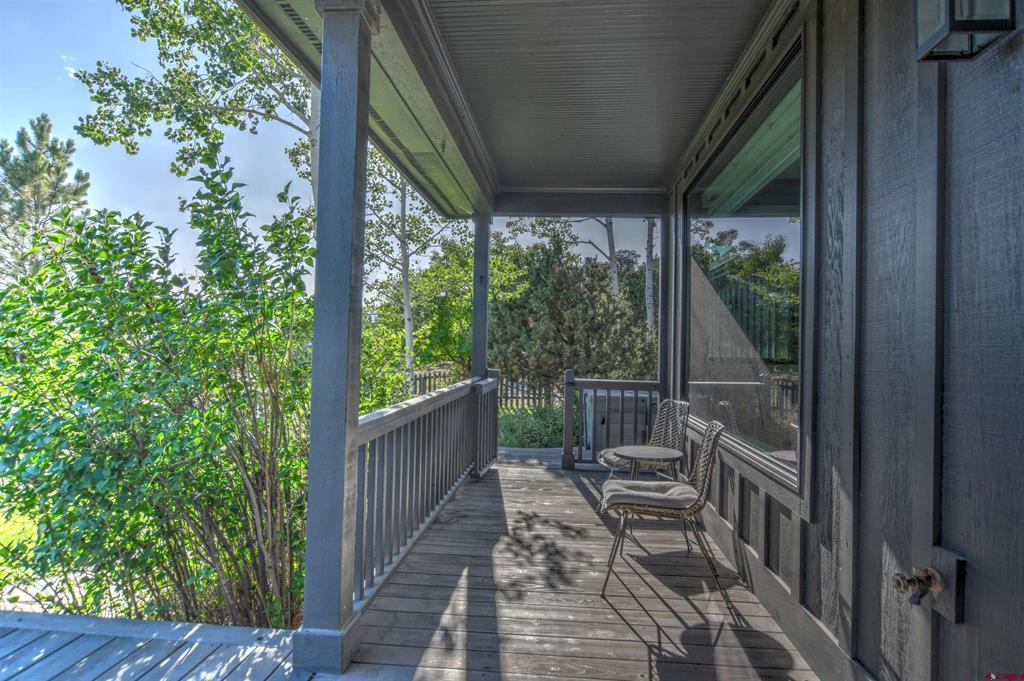 1076 Pleasant Point Drive