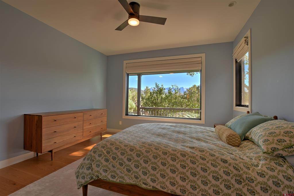 1076 Pleasant Point Drive