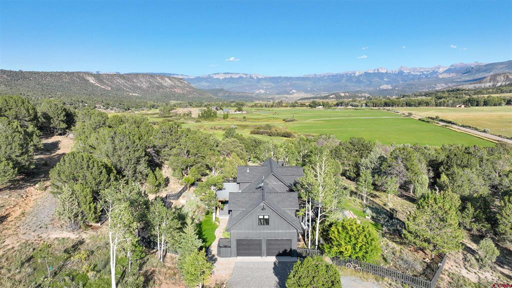 1076 Pleasant Point Drive