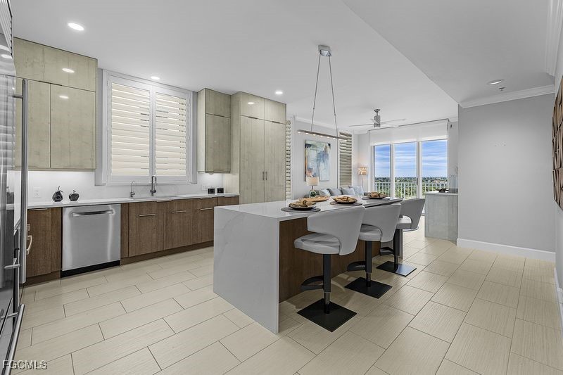 14220 Royal Harbour CT 707
