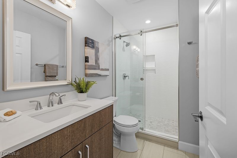 14220 Royal Harbour CT 707