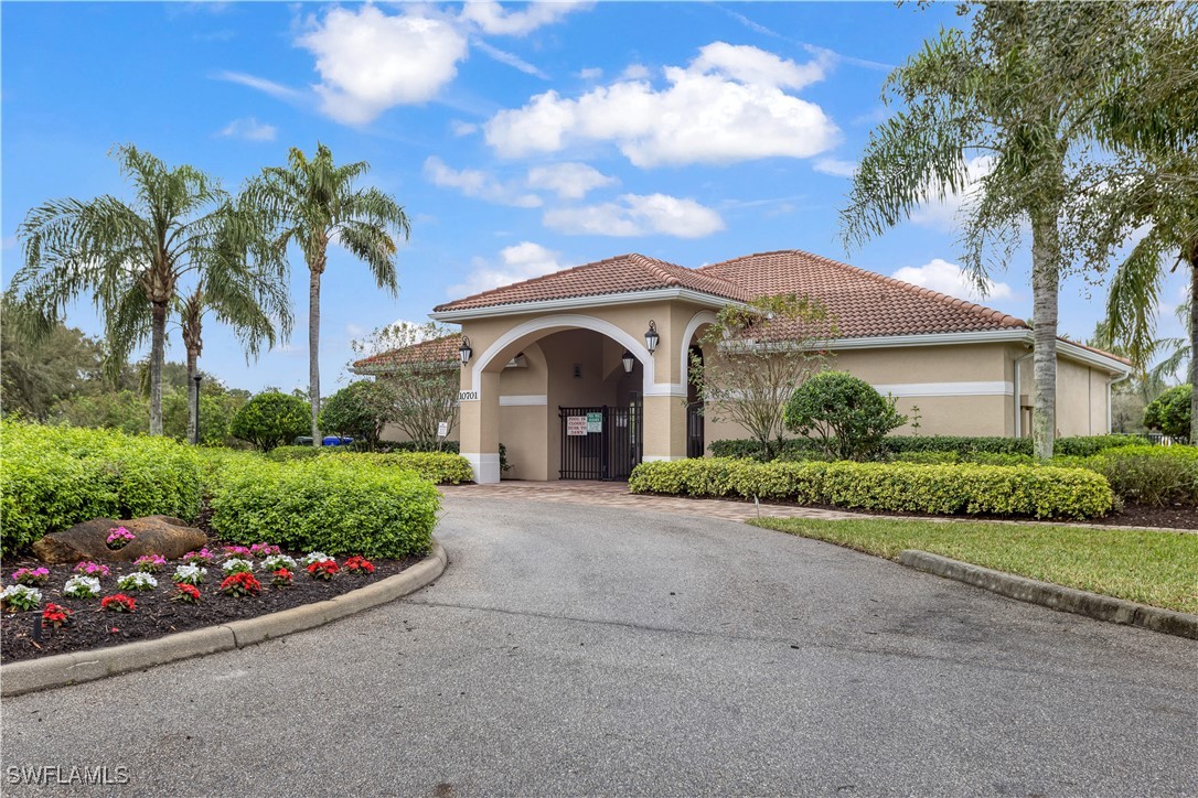 10501 Crossback LN