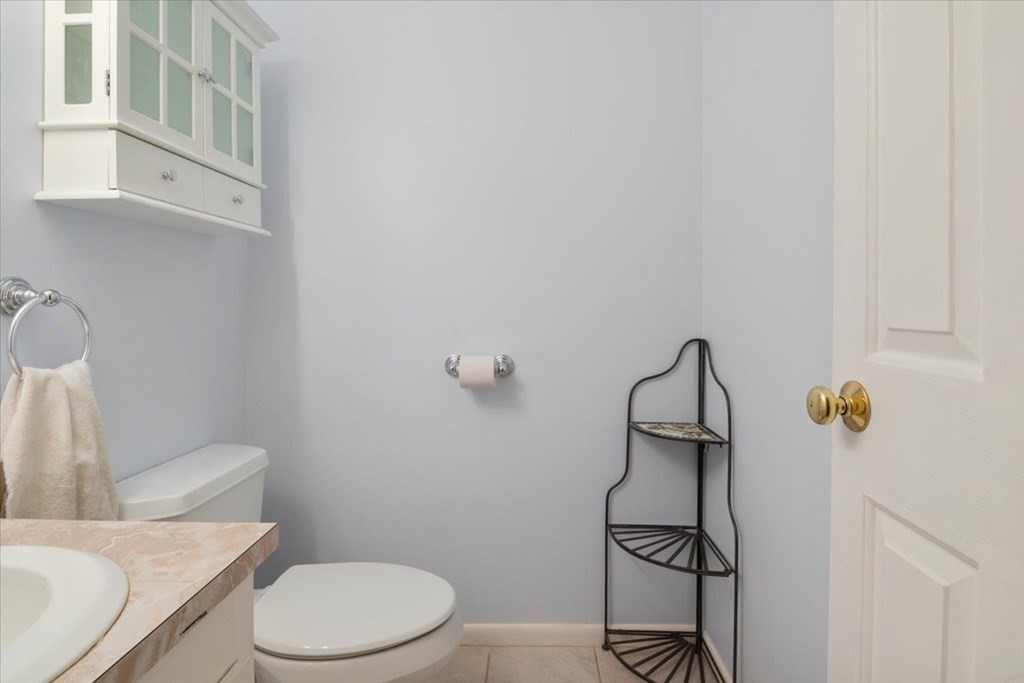 22 Bayberry Cir # 22